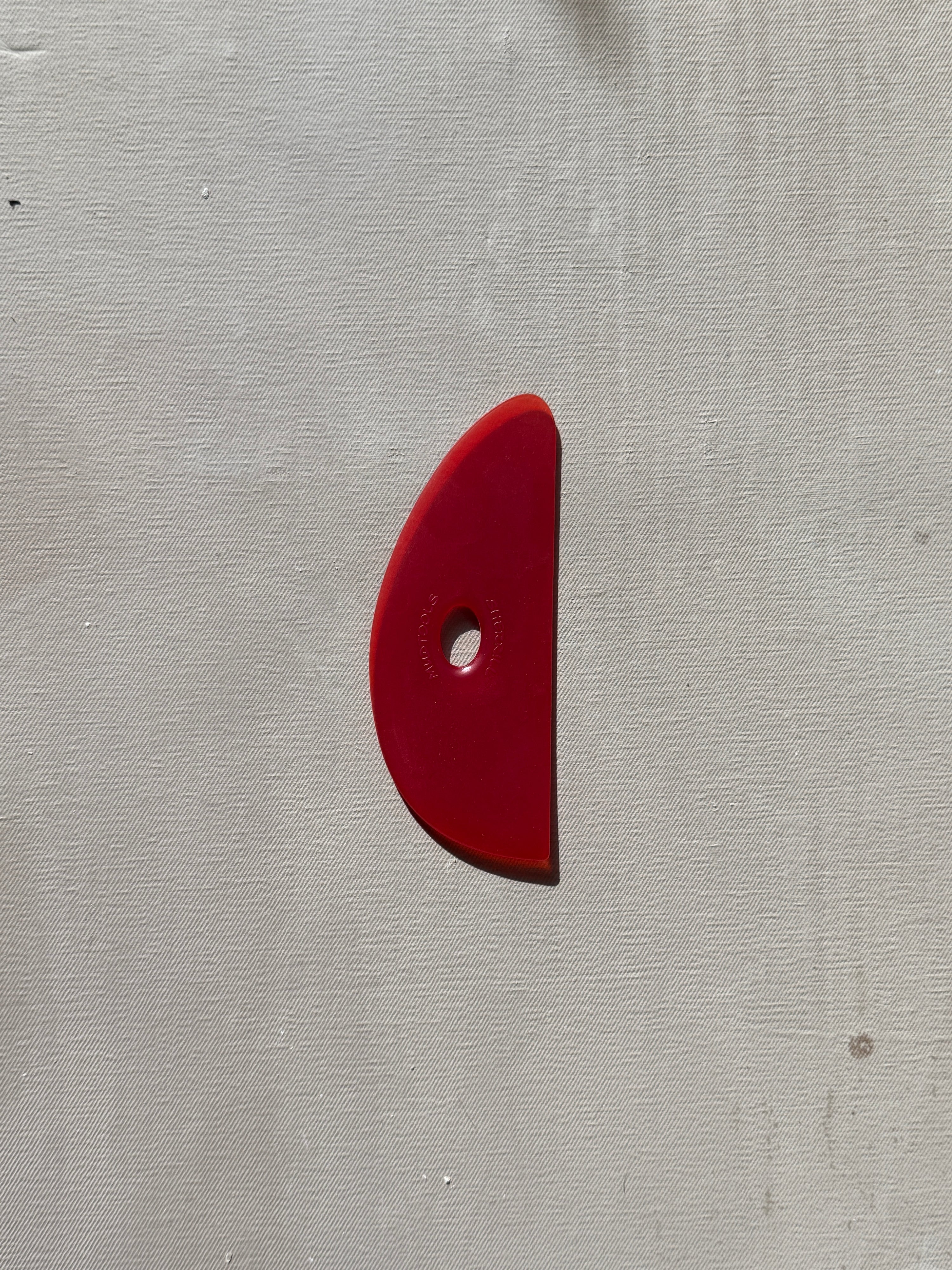 MUDTOOLS | Polymer Rib Red (Very Soft) | Shape 3